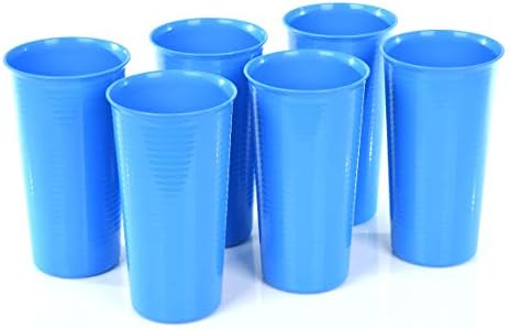 Contemporary Reusable Plastic Tumblers for Parties and Daily Use