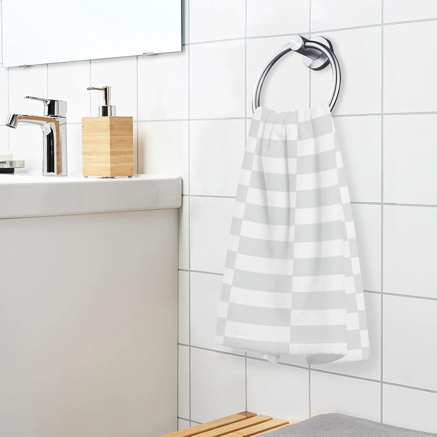 Stylish Plaid Bath Towels Set 2 x 16x28in Soft Durable