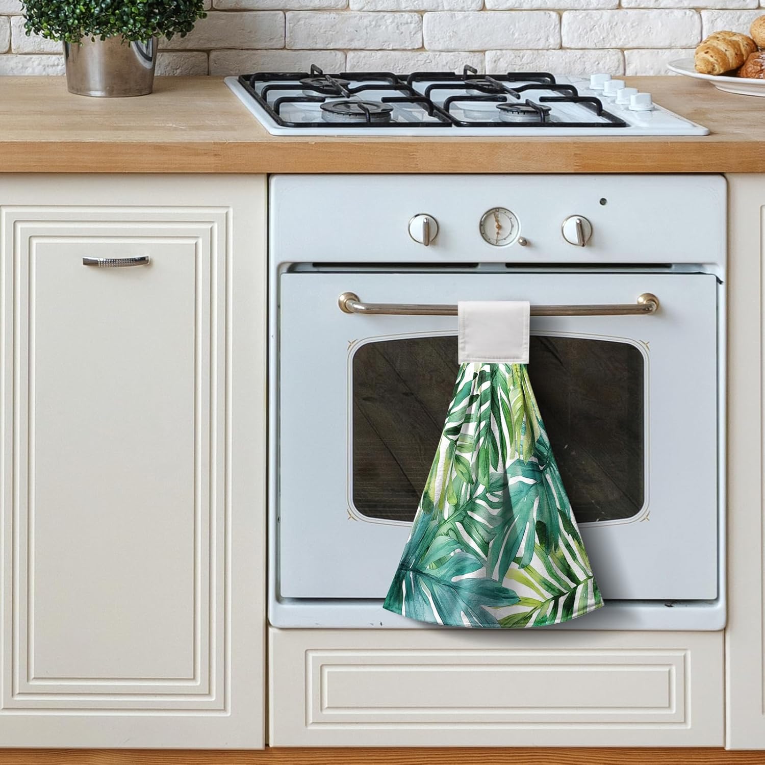 2-Piece Tropical Palm Leaves Towels with Hanging Loop Summer Green Dish Towels