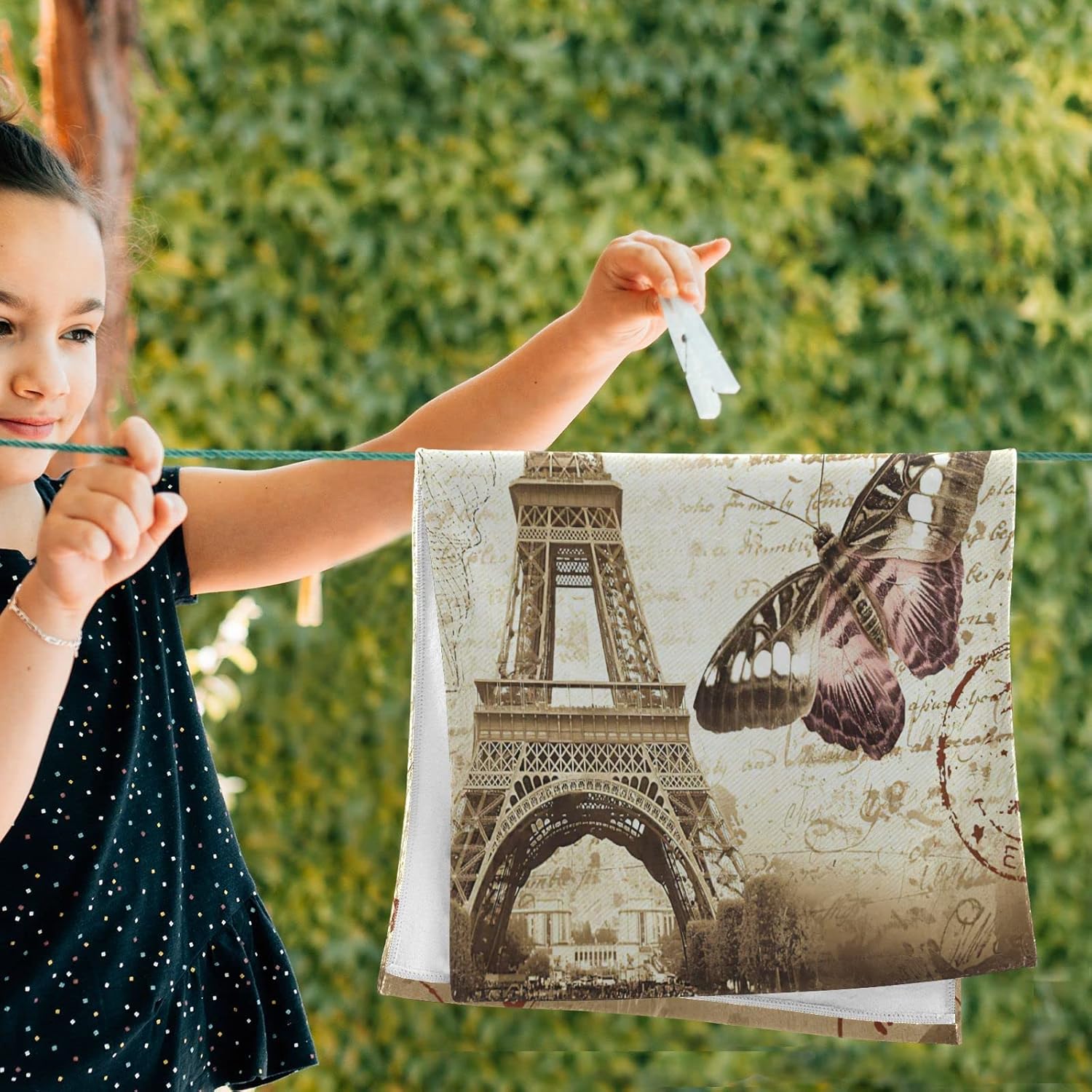 Paris-STYLE Eiffel Tower Hand Towels