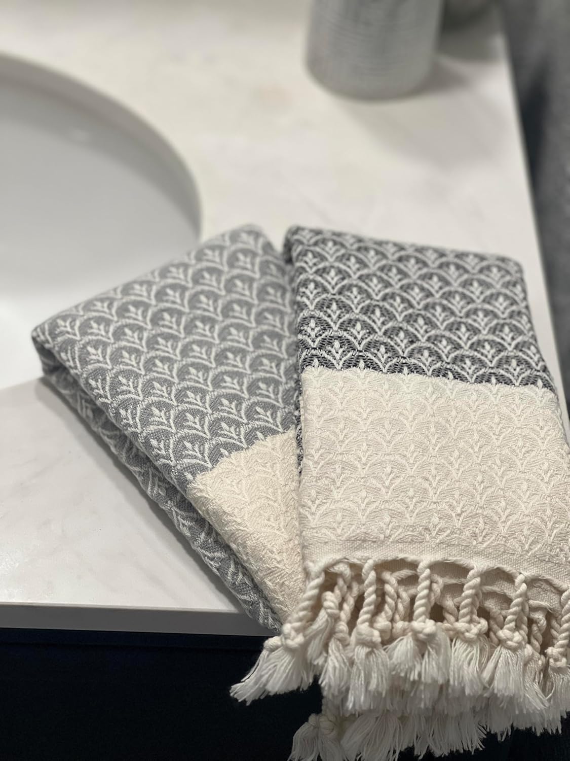 -gray shell hand towel set