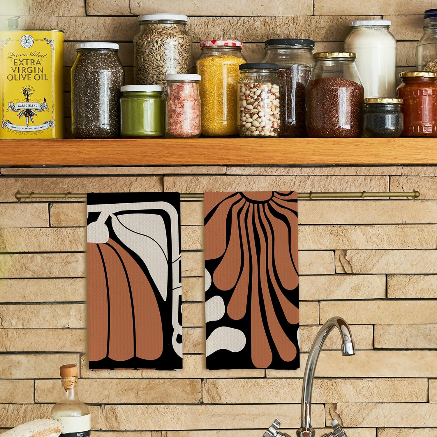 Premium 70s Groovy Floral Hand Towels 16x24 Set