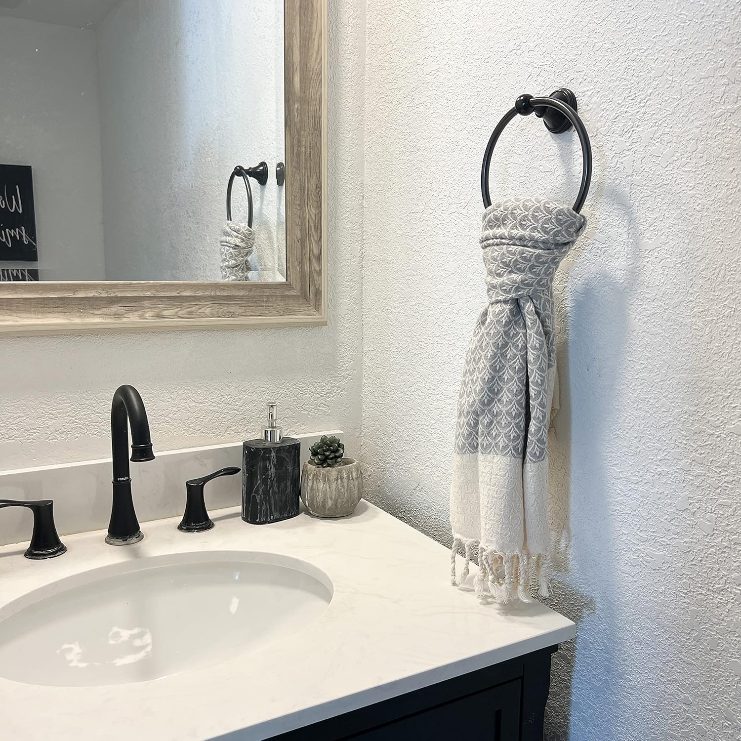 -gray shell hand towel set